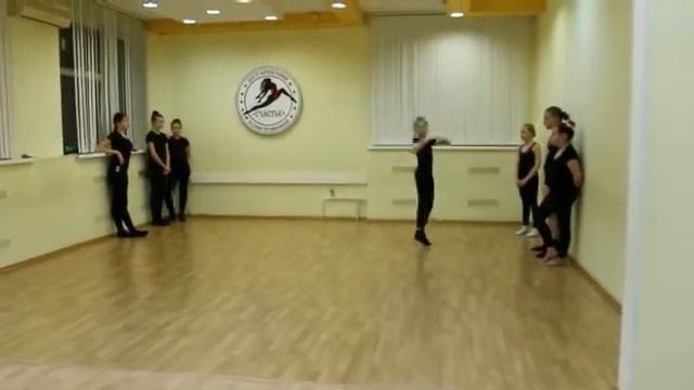 Открытый урок 18.12.2015 (ф.Центральный, гр.9-17 Современная хореография) смотреть онлайн