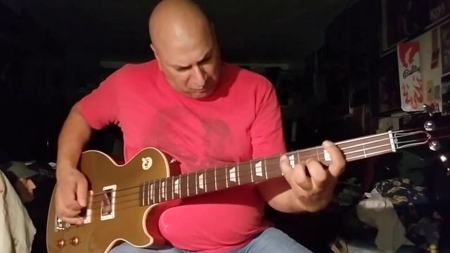 2012 Gibson Les Paul Gold Top Bass Demo. смотреть онлайн