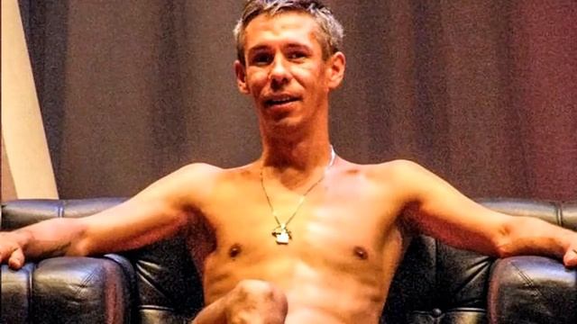 Панин и нога