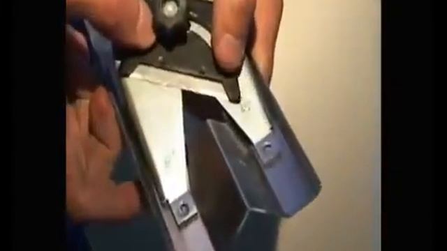 Резак угловой кромки для гипсокартона EDMA RAP PLAC Versatile 692 смотреть онлайн