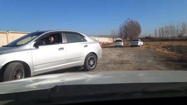 SAMARQAND  VILOYATI   BULUNGUR  BOZORI .