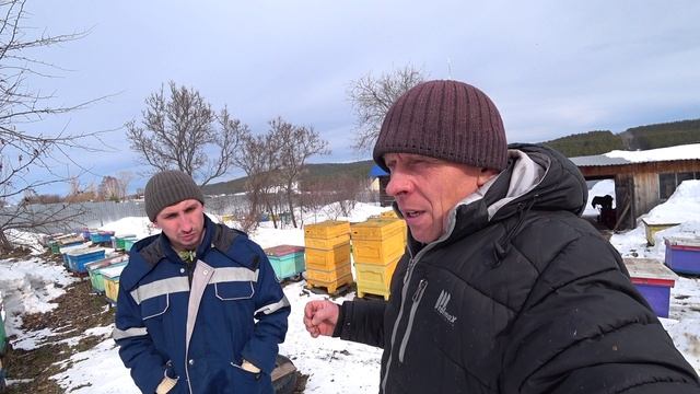 ПЕРВЫЕ НЕОБХОДИМЫЕ ВЕСЕННИЕ РАБОТЫ ПОСЛЕ ВЫСТАВКИ ПЧЁЛ, ОБЗОР ПОСЫЛКИ ОТ БИНЕНХАУС. смотреть онлайн