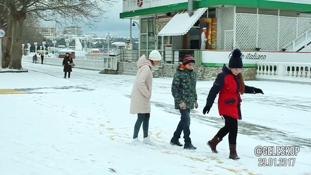 Снег в Геленджике 29.01.2017