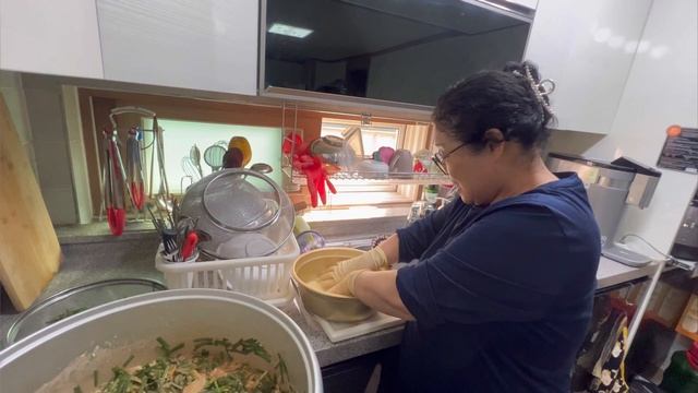 Свекровь заставляет готовить/Что едят корейцы на Праздник Чусок #жизньвкорее #жизньзаграницей смотреть онлайн