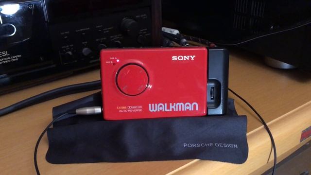 Red SONY WM-600 смотреть онлайн