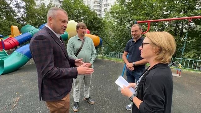 Детская площадка в Крылатском смотреть онлайн