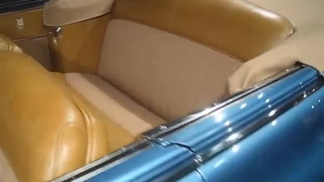 1950 Packard Super 8 Victoria Convertible смотреть онлайн