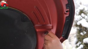 Установка упоров капота (амортизаторов) на Honda CR-V 5 (www.upora net)