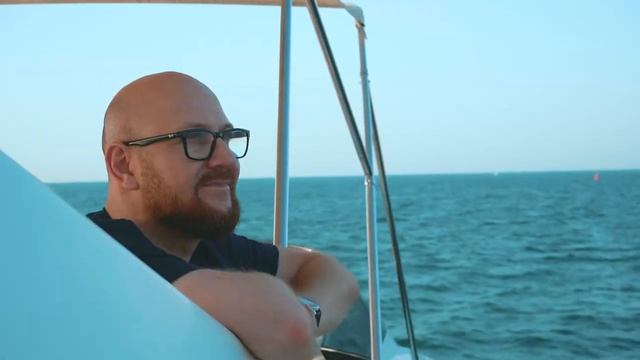 Каникулы с компанией в Дубае ПРОГУЛКА НА ЯХТЕ