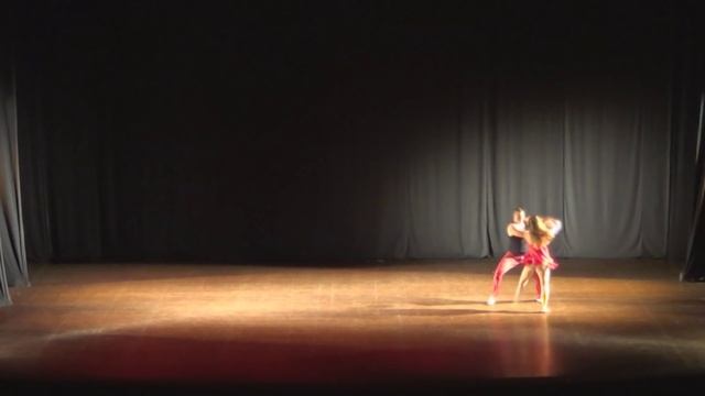 1° Araraquara EmDança - Zouk (Marcelo Reis e Priscila Corradini) смотреть онлайн