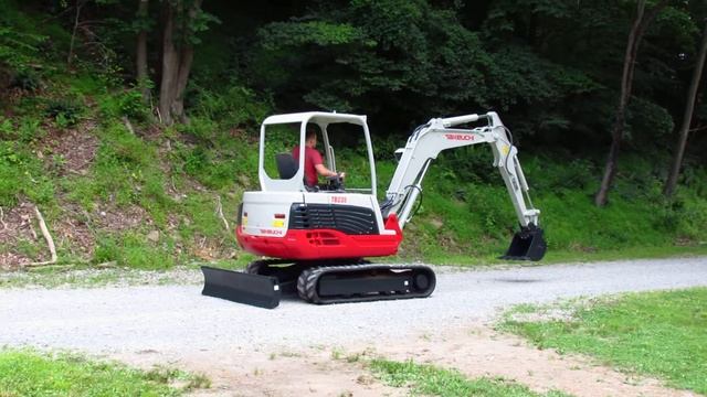 2013 Takeuchi TB235 Mini Excavator смотреть онлайн