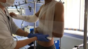 Повязка Дезо на левую руку
