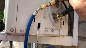 Правильно загоняем хладагент в наружный блок кондиционера