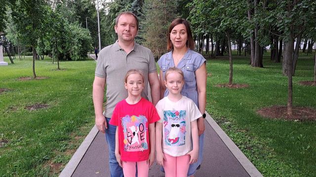 Симкины Света и Вася, Арина и Саша