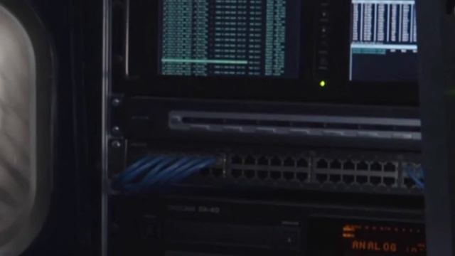 Easter Eggs You Missed In WandaVision Episodes 1 And 2 смотреть онлайн