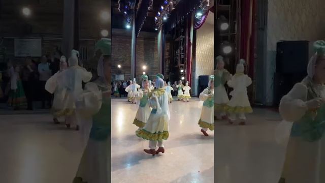 Это танец в котором я танцую называется "Детский праздник" татарский смотреть онлайн