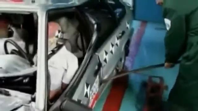 ШОК!!! Краш-тест ВАЗ 2114 смотреть онлайн