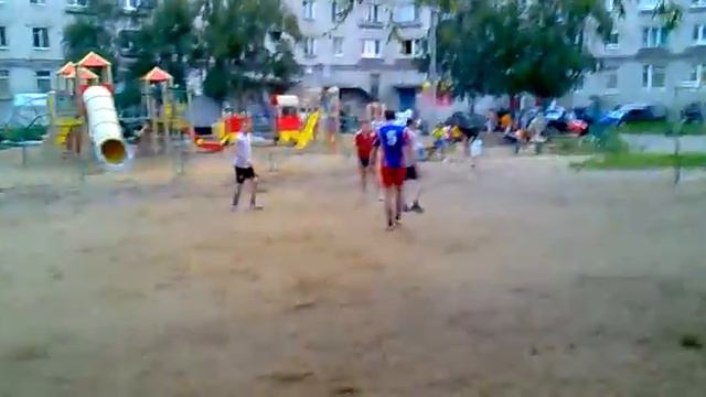 [Футбол | "Полиграф" - "Бабки в кедах" | 10.07.2012 | 2 тайм] смотреть онлайн