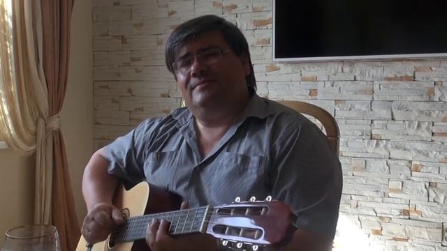 песни Галича исполняет Виталий Казарцев