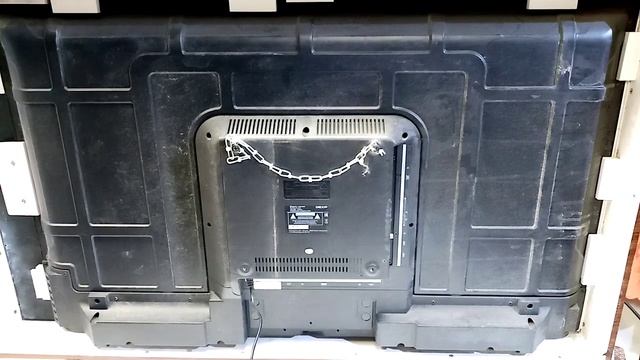 ЖК ТВ Горизонт в деревянном корпусе. смотреть онлайн