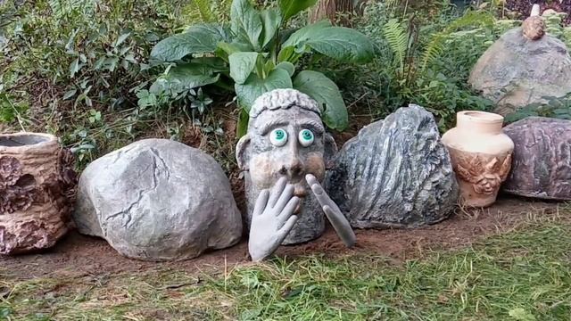 Снова на ДАЧЕ // Укладка Камней и Разбитый ГОРШОК смотреть онлайн