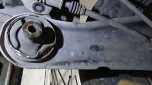 Замена сайленблока заднего продольного рычага Mitsubishi Outlander