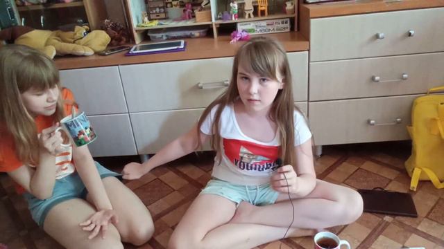 НЕЛОВКИЕ СИТУАЦИИ \\ КОЛОБОРАЦИЯ \\ БРОСИЛА ПОДРУГУ? \\ РУГАЛИ РОДИТЕЛИ подруги \\ ОЧЕЕЕЕНЬ СТЫДН смотреть онлайн