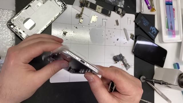 Айфон 6S c поддержкой MagSafe смотреть онлайн