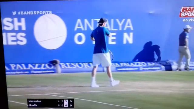 Mannarino best point against Monfils 2018 смотреть онлайн
