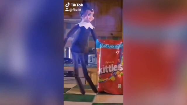 ELF ON THE SHELF TIK TOK 🎄Try Not To Laugh Part 1 🎄 Christmas TikTok Compilation смотреть онлайн