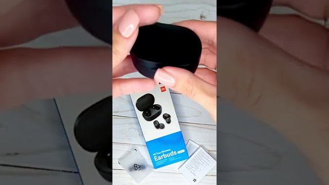 Распаковка беспроводных наушников от Xiaomi. Mi True Wireless Earbuds Basic 2 смотреть онлайн
