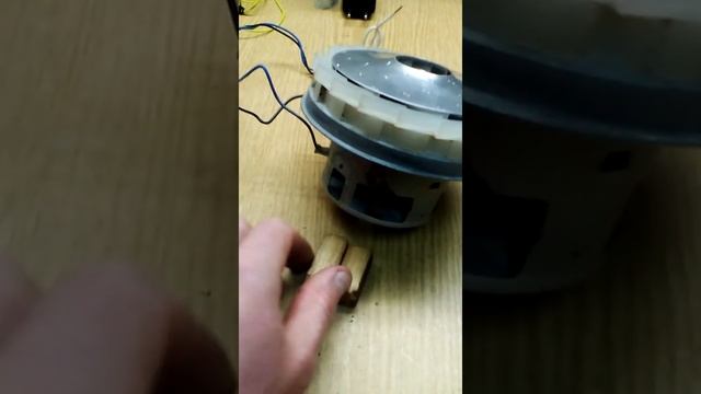 Как разобрать двигатель и снять якорь (ротор)на пылесосе смотреть онлайн