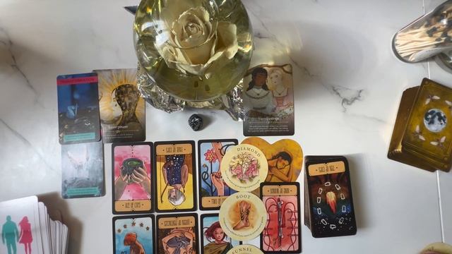 THE GEM - Who is this person you are attracting?! Timeless Soulmate Tarot Reading (PICK A CARD) смотреть онлайн
