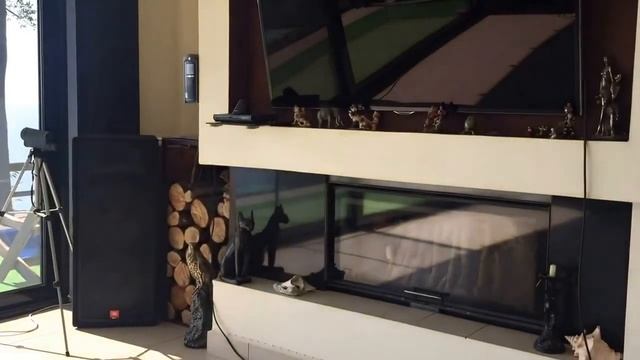 Продаётся дизайнерская студия у моря смотреть онлайн