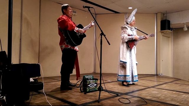 Vals Babotchka Ensemble Barynya -balalaika+guitar Peninsula Public Library NY 4/12/2016 смотреть онлайн