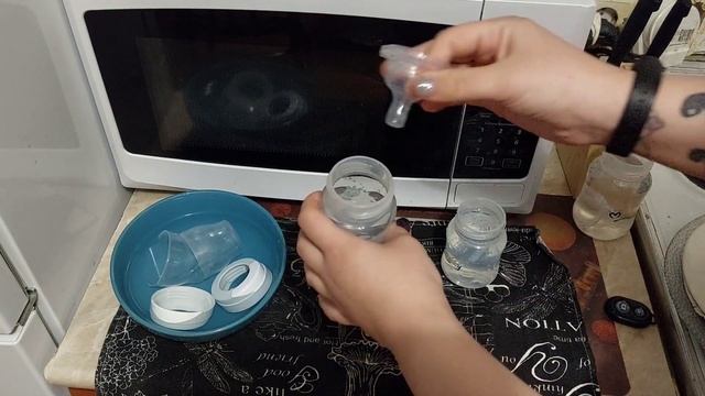 как стерилизовать бутылочки в микроволновке/детские бутылочки смотреть онлайн