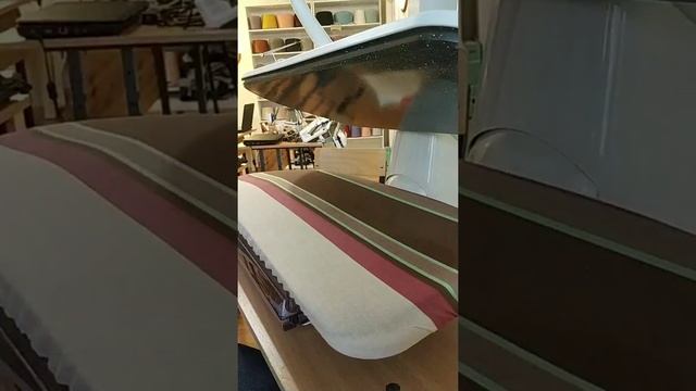 ВТО (влажно-тепловая обработка) на гладильном прессе вязаного изделия. смотреть онлайн