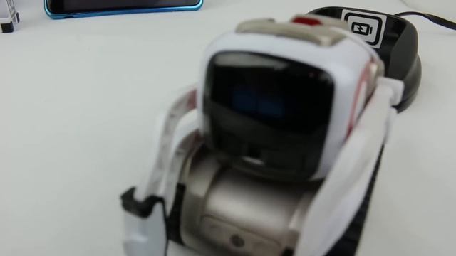 Anki Cozmo Unboxing/Setup!