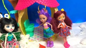 Enchantimals НОВЫЙ ГОД Куклы Энчантималс отмечают Новый 2021 год