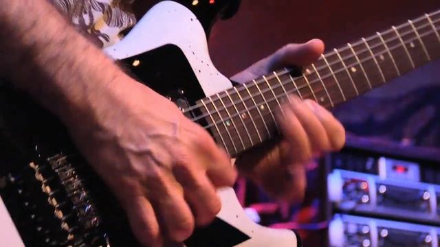 Chickenfoot - 'Foxy Lady' (Live In Cabo)