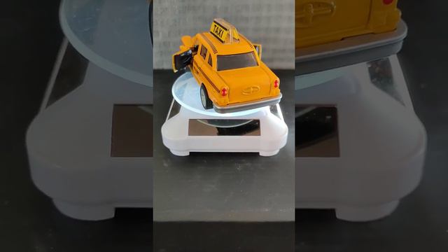 Car Taxi 1;32 Машинка Такси F1070-2 смотреть онлайн