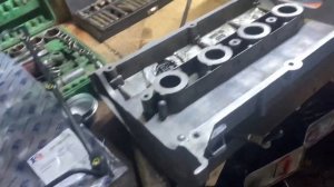 Обильная течь масла с под клапанной крышки. Замена прокладки клапанной крышки Пасат б 5 1.8т