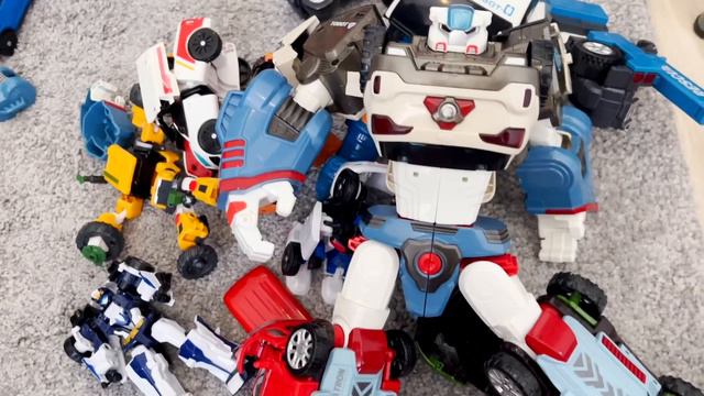Тоботы Челлендж 2022! Кто быстрее трансформирует машинки в тоботы? смотреть онлайн