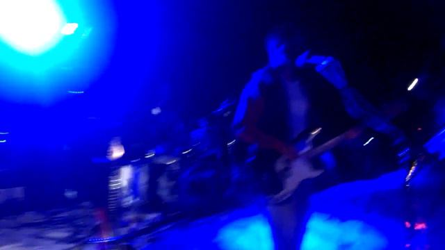 Наши родненькие, а поют то как!!!!! смотреть онлайн