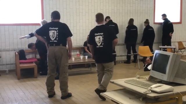 Тренировки полицейских собак во Франции - La formation de chien en France de Police смотреть онлайн