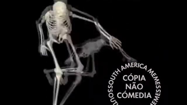 esqueleto dançando capoeira ao som de rap do solitário versão alvin e os esquilo смотреть онлайн