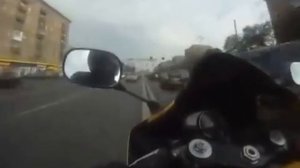 Yamaha R1    Сатана вселился в байкера!!!