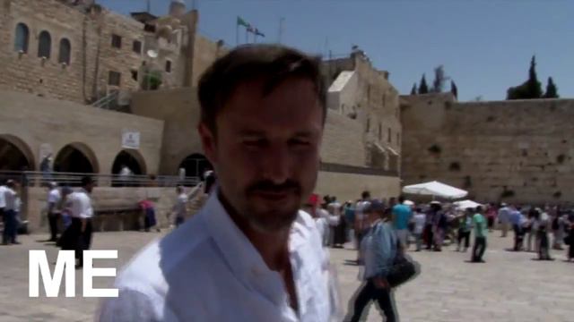 Exclusive video of David Arquette at the Western Wall смотреть онлайн
