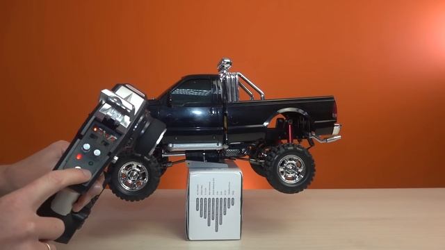 Поворотная задняя ось на МОЩНОМ FORD F350 HG P410 смотреть онлайн