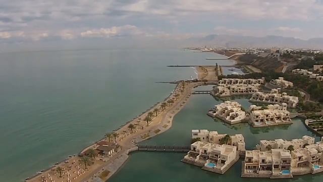 The Cove Rotana Resort - Ras Al Khaimah 5* - ОАЭ, Рас-аль-Хайма | обзор отеля, территория, пляж смотреть онлайн